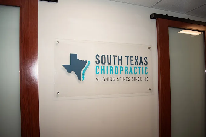 South Texas Chiropractic - Quiropráctico en San Antonio TX