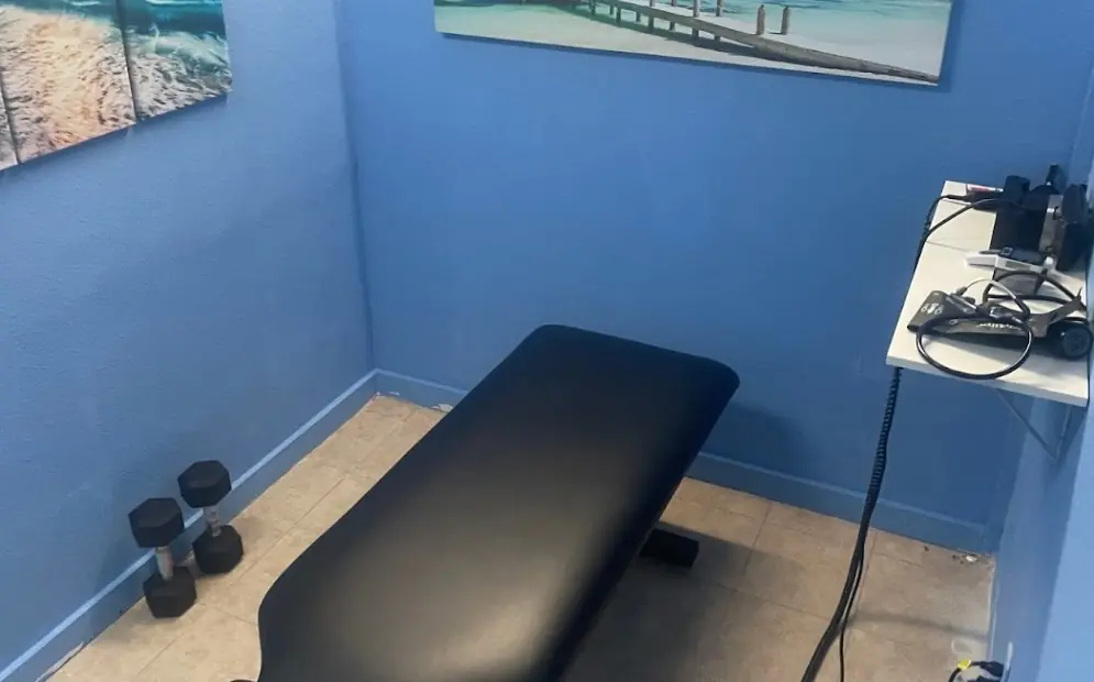 Starbase Chiropractic LLC - Quiropráctico en Brownsville